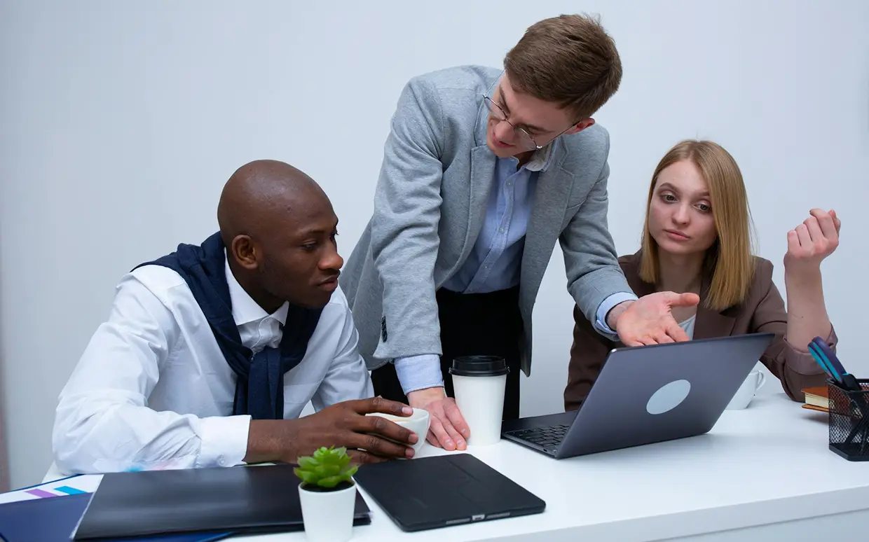 financial-executives-3